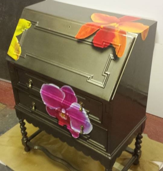 Airbrushed Painting of a Flower Writing Desk with flower design close up